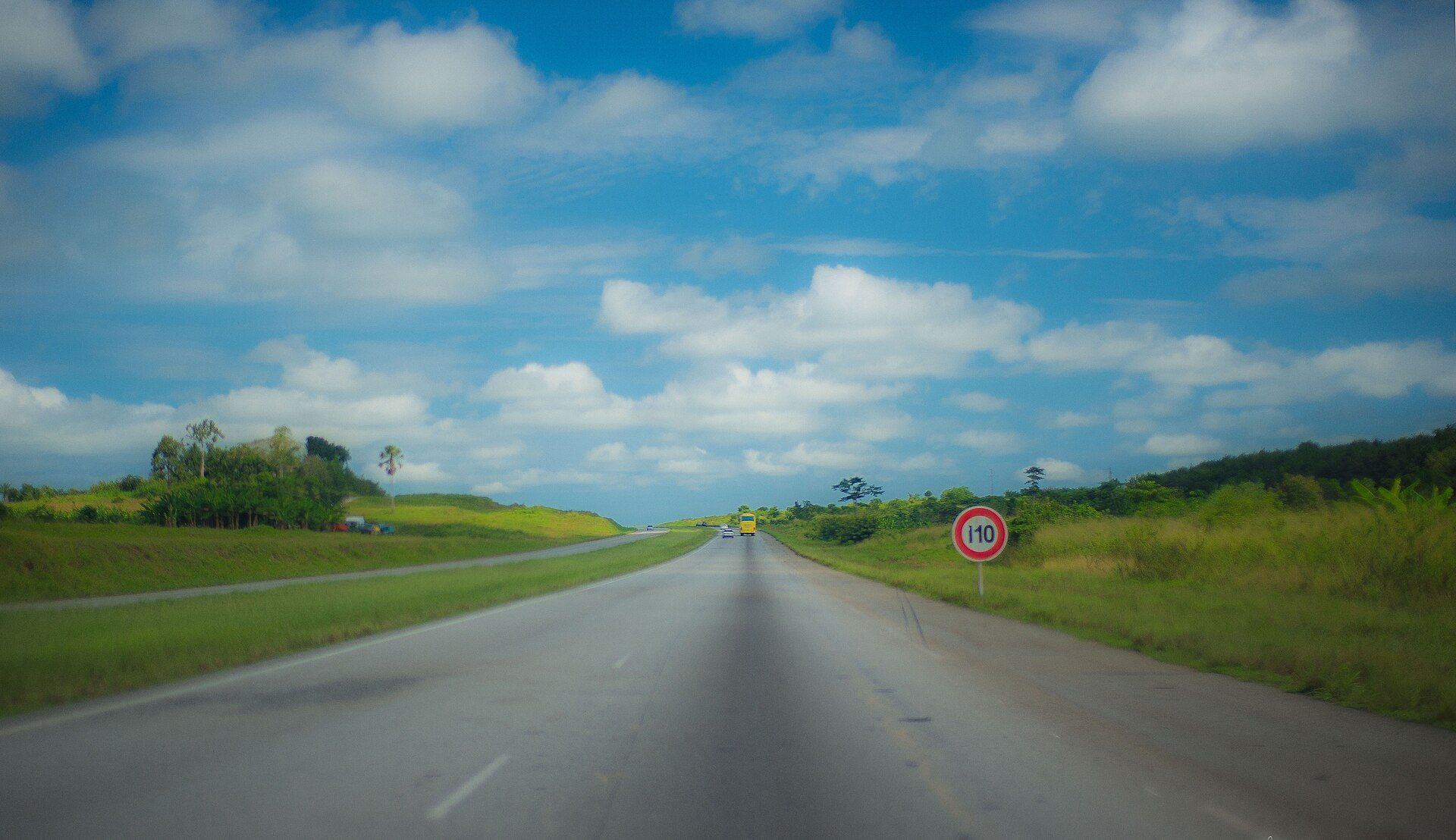 Autoroute reliant Abidjan aux régions de Côte d'Ivoire